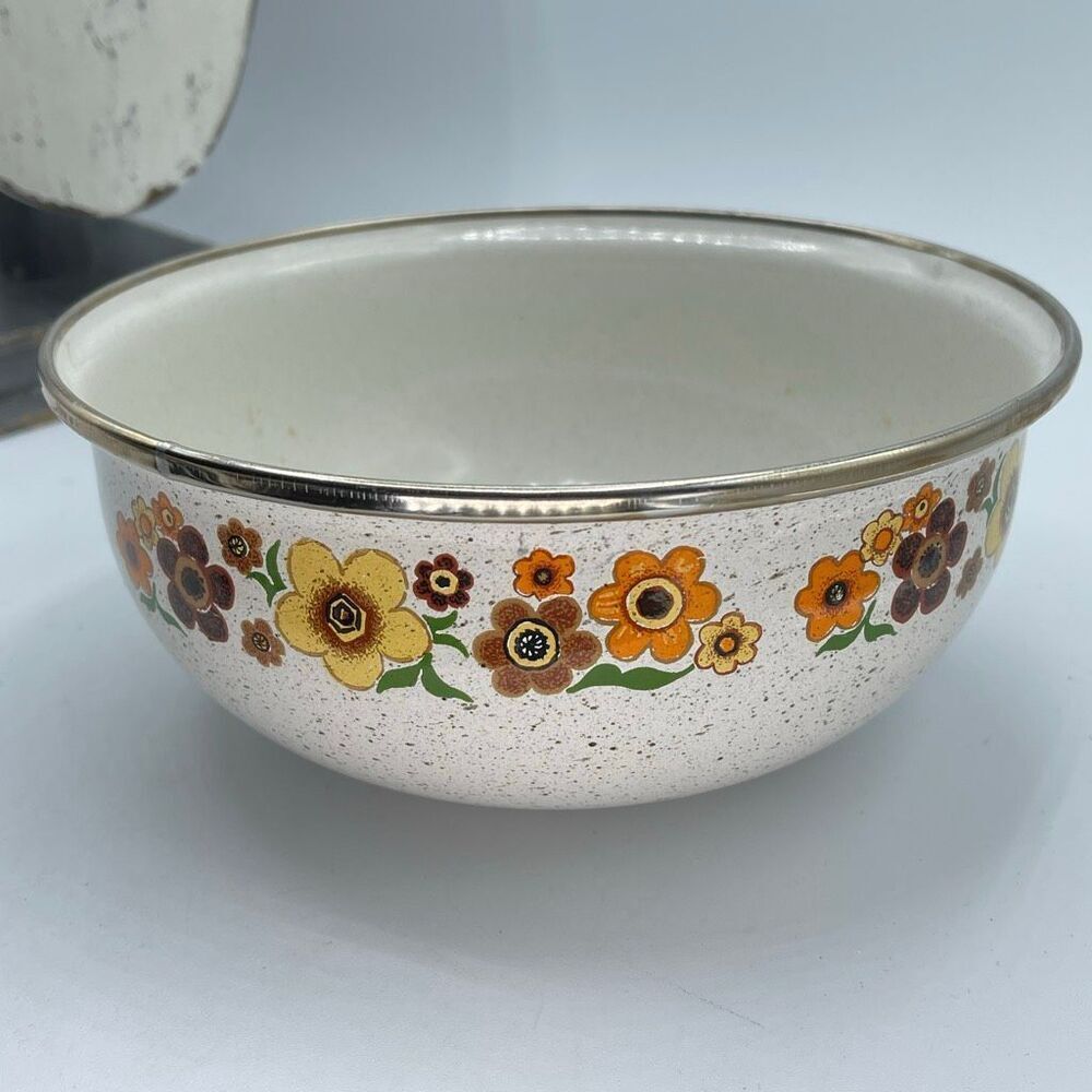 Vintage Crowning Touch Harvest Blossom enamel Bowl 1970’s